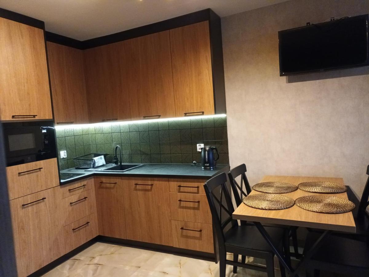 Green Apartament W Centrum Varsó Kültér fotó