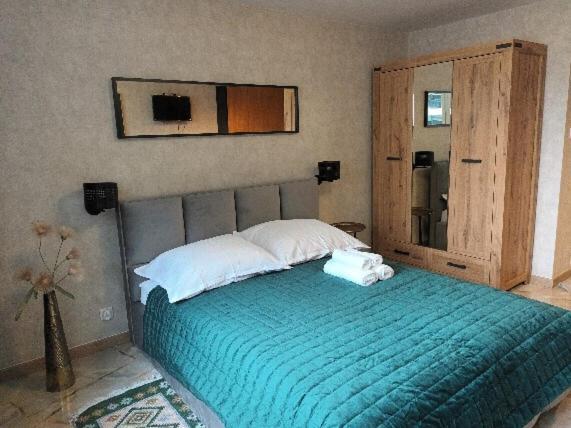 Green Apartament W Centrum Varsó Kültér fotó