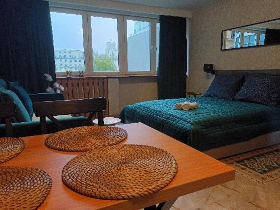 Green Apartament W Centrum Varsó Kültér fotó